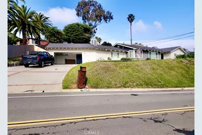 1864 Laurel Rd, Oceanside, CA 92054 - Photo 1