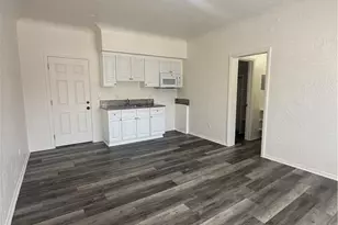 2001 Cedar Ave, Long Beach, CA 90806 - Photo 1
