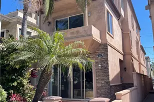 212 9th St, Huntington Beach, CA 92648 - Photo 1