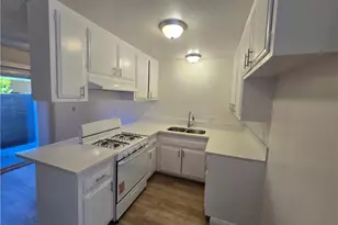 2718 Florida, Huntington Beach, CA 92648 - Photo 1