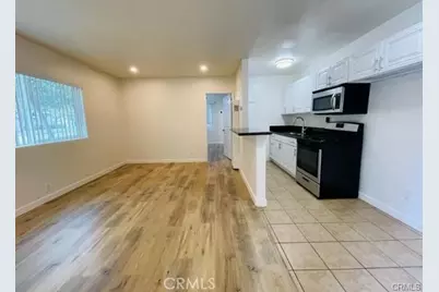 1001 W La Palma Avenue #4, Anaheim, CA 92801 - Photo 1
