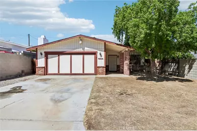 54105 Avenida Mendoza, La Quinta, CA 92253 - Photo 1