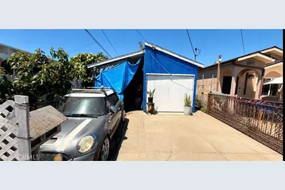 10749 Weigand Avenue, Los Angeles, CA 90059 - Photo 1