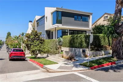 701 Poppy Avenue, Corona del Mar, CA 92625 - Photo 1