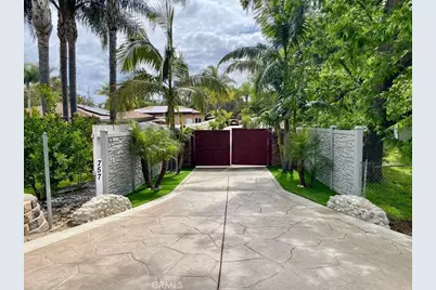 757 N. Stagecoach Lane, Fallbrook, CA 92028 - Photo 1