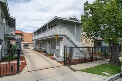 6645 Hammond Avenue, Long Beach, CA 90805 - Photo 1