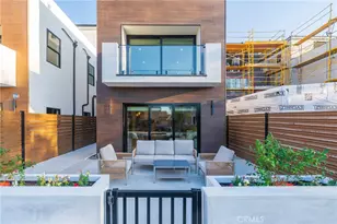 422 20th St, Huntington Beach, CA 92648 - Photo 1
