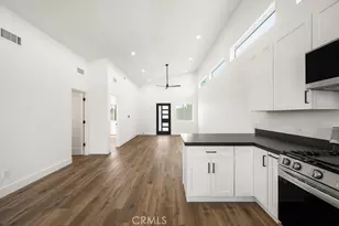 881 B Capital St, Costa Mesa, CA 92627 - Photo 1