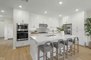 2038 Pyrenes Pl, Santa Paula, CA 93060 - Photo 1