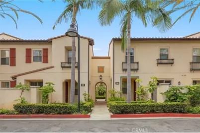 2925 W Edinger Avenue, Santa Ana, CA 92704 - Photo 1