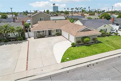 17151 Hague, Huntington Beach, CA 92647 - Photo 1