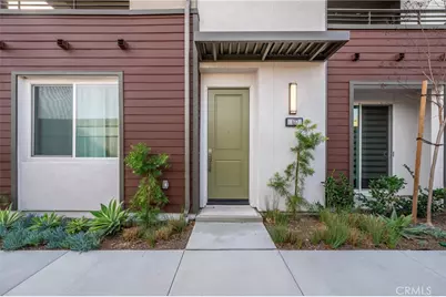 637 S Lyon St, Santa Ana, CA 92705 - Photo 1