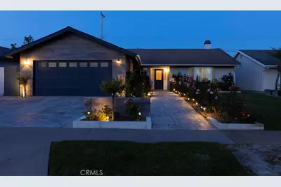 16542 Fountain, Huntington Beach, CA 92647 - Photo 1