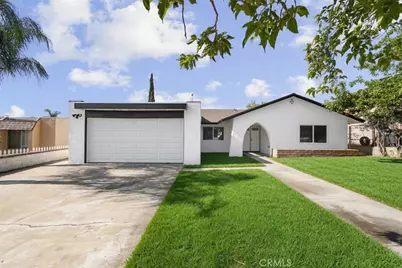 527 W 10th, Perris, CA 92570 - Photo 1