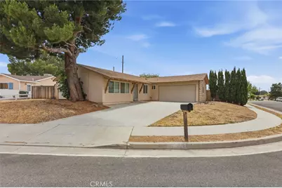 28047 Ermine, Canyon Country, CA 91351 - Photo 1