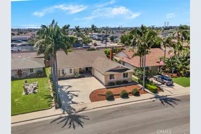19541 Hartsdale, Huntington Beach, CA 92646 - Photo 1