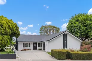 25552 MacKenzie St, Laguna Hills, CA 92653 - Photo 1