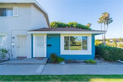 19760 Kingswood, Huntington Beach, CA 92646 - Photo 1