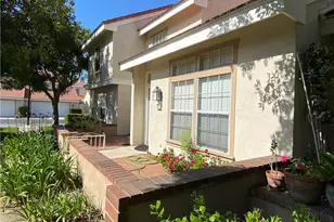 27 Dartmouth, Irvine, CA 92612 - Photo 1