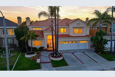 21171 Hillsdale Lane, Huntington Beach, CA 92646 - Photo 1