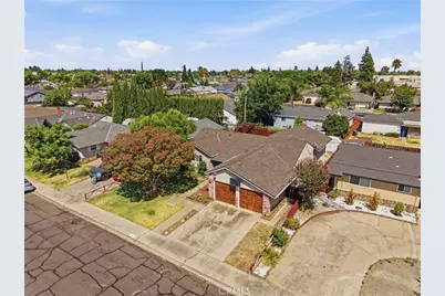 316 Charles, Manteca, CA 95336 - Photo 1