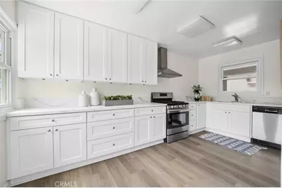 902 N Mohawk Avenue, Anaheim, CA 92801 - Photo 1