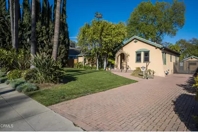 1080 S Los Robles Avenue, Pasadena, CA 91106 - Photo 1