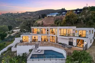 31220 Beach View Estates Dr, Malibu, CA 90265 - Photo 1