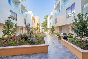 137 S Wilson Ave, Pasadena, CA 91106 - Photo 1