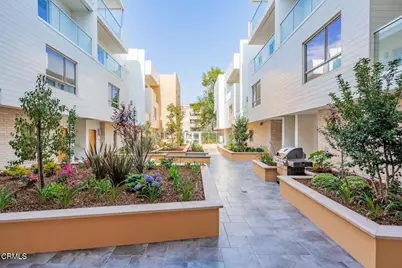 137 S Wilson Avenue #103, Pasadena, CA 91106 - Photo 1