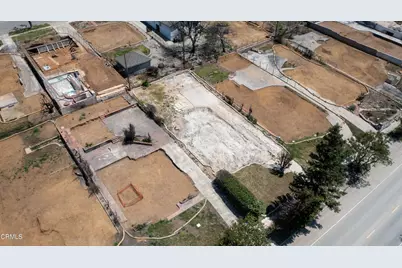 955 E Mendocino Street, Altadena, CA 91001 - Photo 1