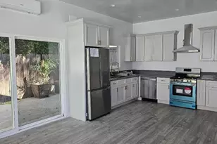 214 Valle Vista Ave, Monrovia, CA 91016 - Photo 1