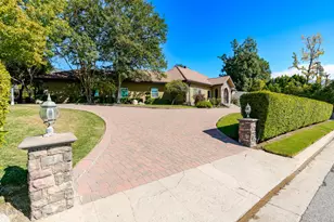 825 Chehalem Rd, La Canada Flintridge, CA 91011 - Photo 1