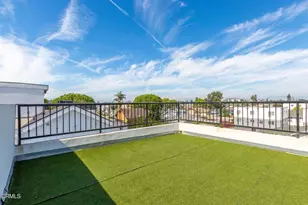 4177 Normandie Ave, Los Angeles, CA 90037 - Photo 1