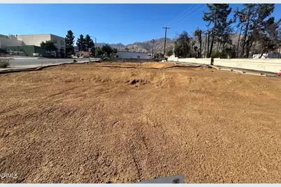 2490 Lake Avenue, Altadena, CA 91001 - Photo 1