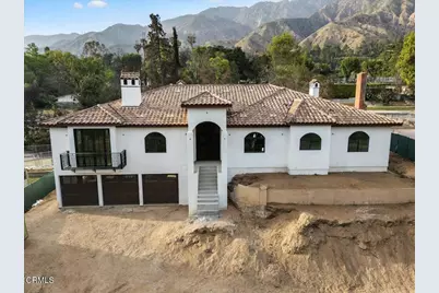 1511 E Altadena Drive, Altadena, CA 91001 - Photo 1