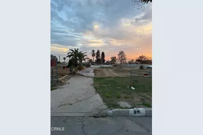 60 W Palm Street, Altadena, CA 91001 - Photo 1