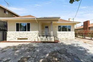 1623 W 11th Pl, Los Angeles, CA 90015 - Photo 1