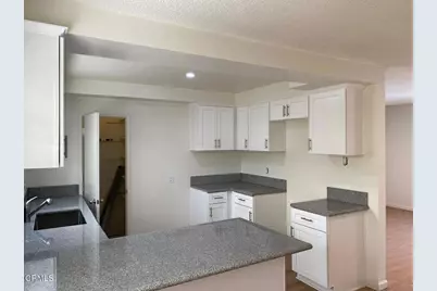 524 E Palm Avenue #8, Burbank, CA 91501 - Photo 1
