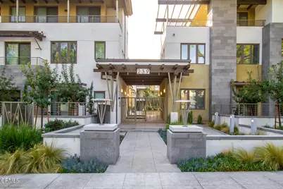 239 S Marengo Avenue #303, Pasadena, CA 91101 - Photo 1