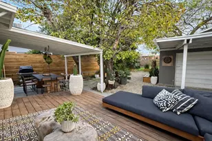 230 W Elmwood Ave, Burbank, CA 91502 - Photo 1