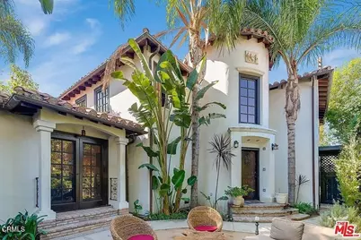 835 N Sycamore Avenue, Los Angeles, CA 90038 - Photo 1