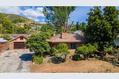 10646 Samoa Avenue, Los Angeles, CA 91042 - Photo 1