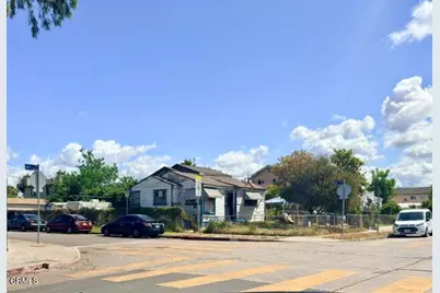 203 E 107th Street, Los Angeles, CA 90003 - Photo 1