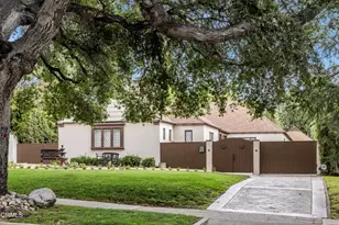 1096 N Holliston Ave, Pasadena, CA 91104 - Photo 1
