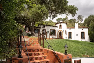 201 La Vereda Road, Pasadena, CA 91105 - Photo 1
