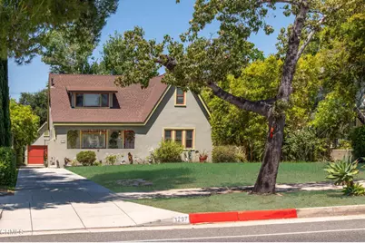 1297 N Hill Avenue, Pasadena, CA 91104 - Photo 1