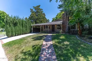4618 Crown Ave, La Canada Flintridge, CA 91011 - Photo 1