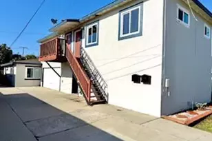 271 E B St, Port Hueneme, CA 93041 - Photo 1