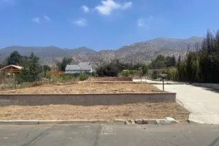 221 E Las Flores Dr, Altadena, CA 91001 - Photo 1